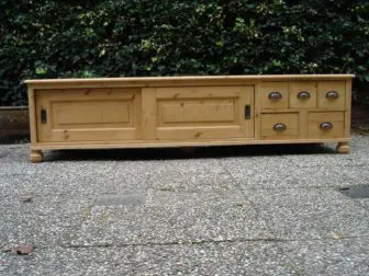 geloogd grenen tv dressoir