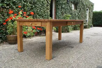 grenen tafel assen