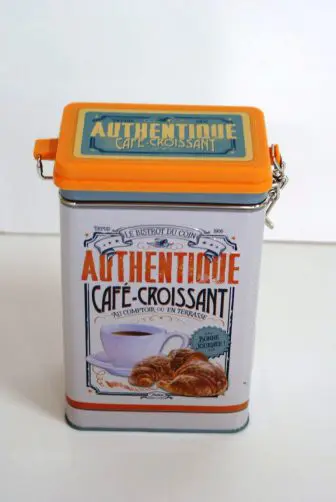 koffieblik in retro stijl
