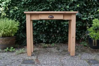 Sidetable loogkleur