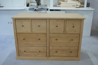 geloogd grenen commode
