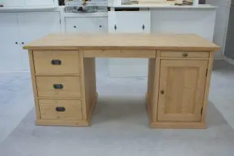 grenen schrijfbureau