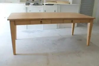 Grenen tafel laden