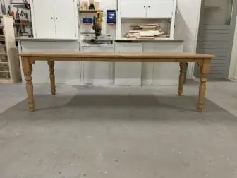 Massief houten eettafel