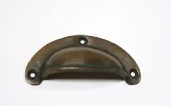 komgreep klein 7 cm oud messing