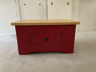 houten kisttafel met lade