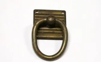 ringtrekker oud messing