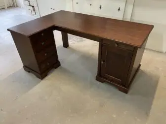 koloniaal bureau