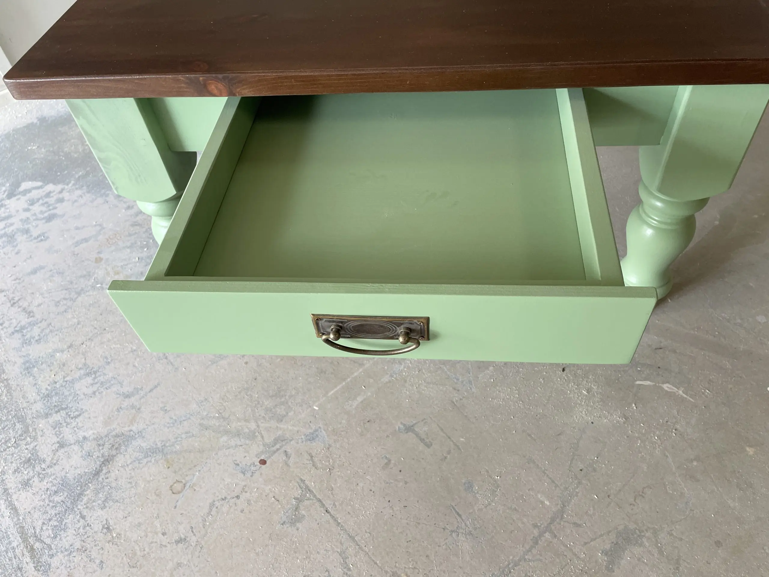 lade geopend landelijke houten salontafel