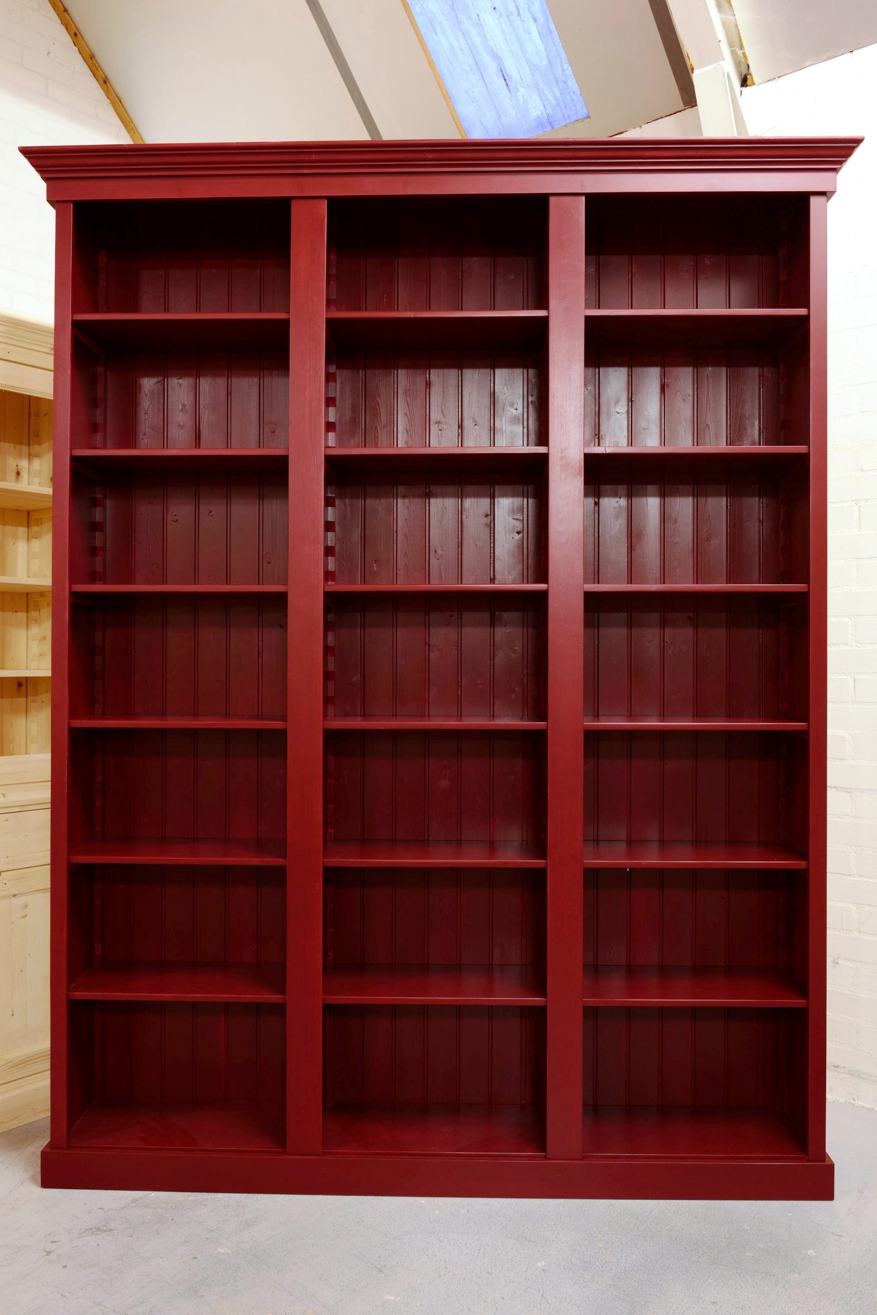 zuur Auto Ashley Furman Boekenkast rood - Maatwerk in boekenkasten - de Grenenhoeve