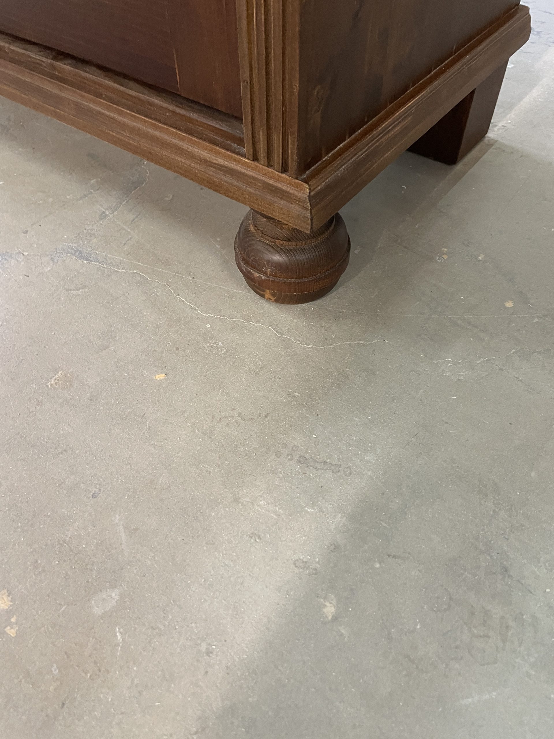 bolpoot koloniale buffetkast